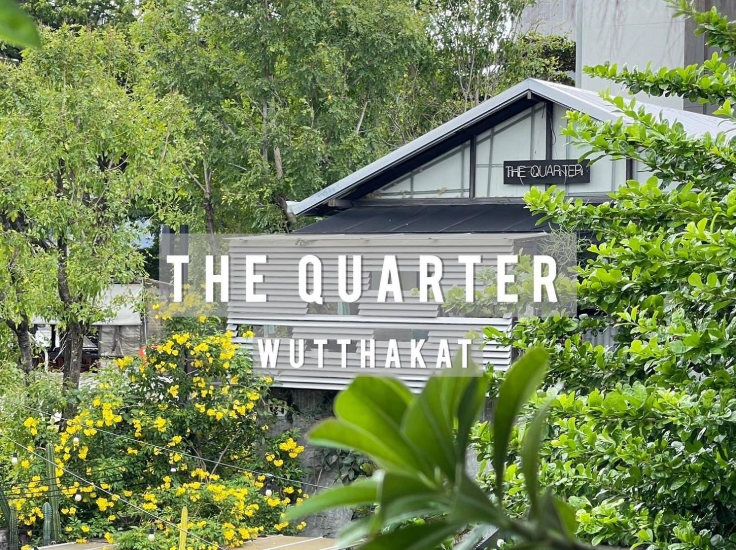 Апартаменты The Quarter Wutthakat Бангкок Экстерьер фото